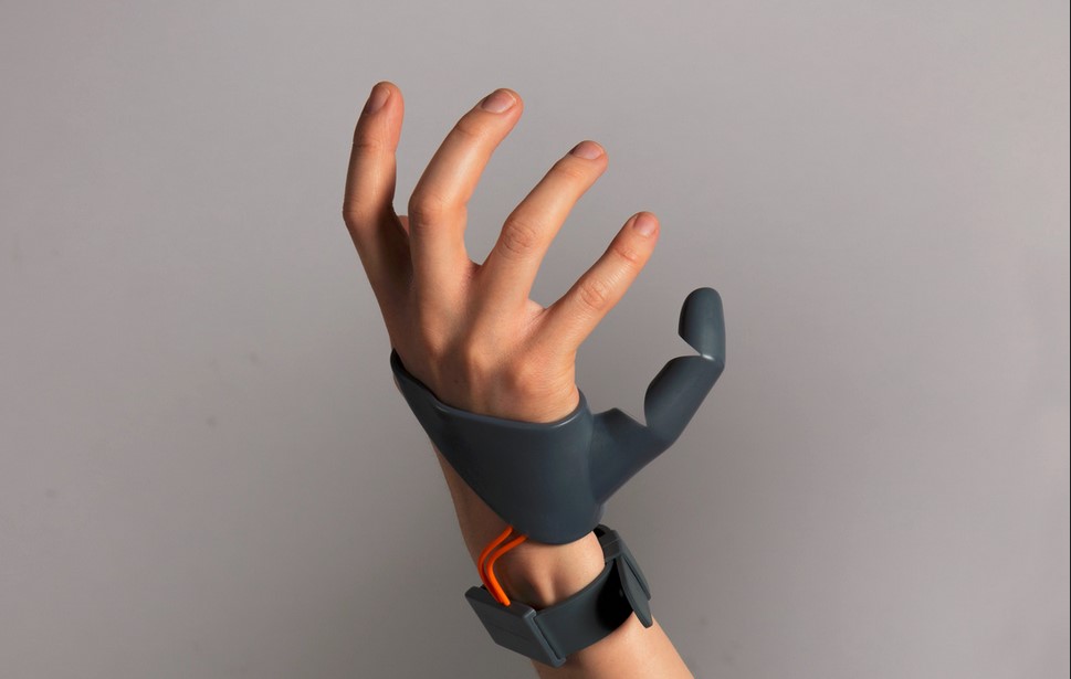 ‘Third Thumb’ – The Prosthetic You Didn’t Know You Needed